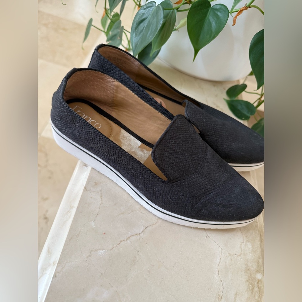 Franco Sarto leather upper black flat slip on shoe